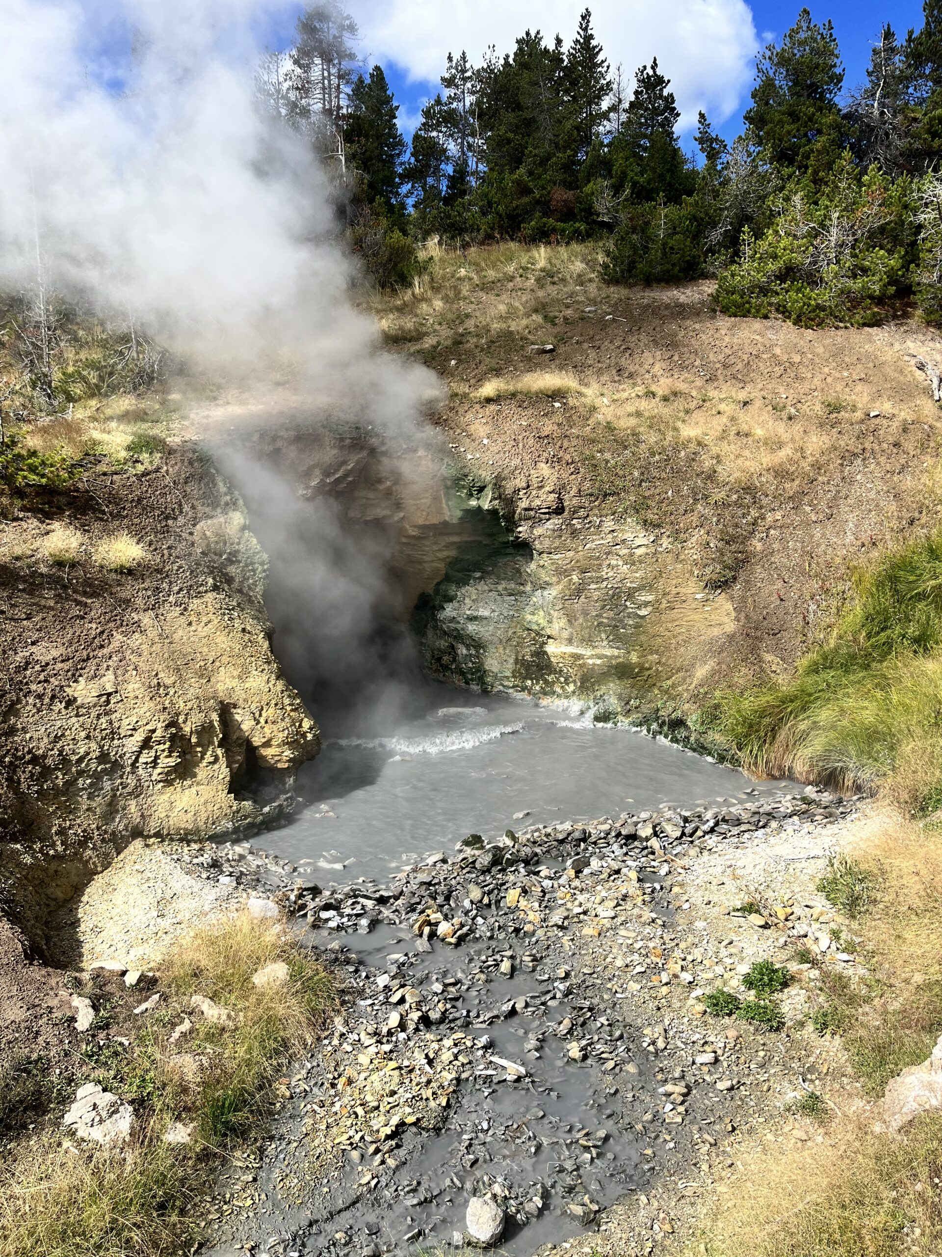 Image of the mud volcano at yellowstone national park